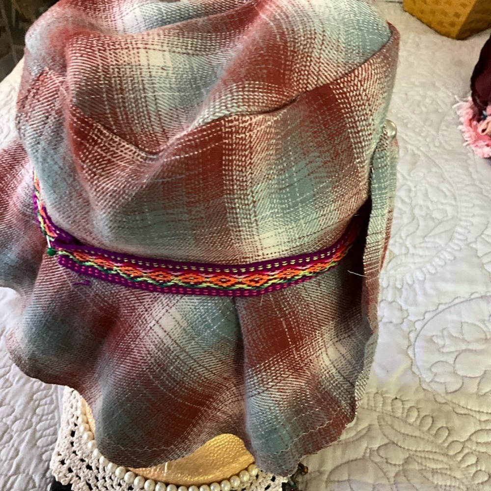 Handmade Plaid Bucket Hat Gray Pearl Trim Medium - Picture 5 of 9